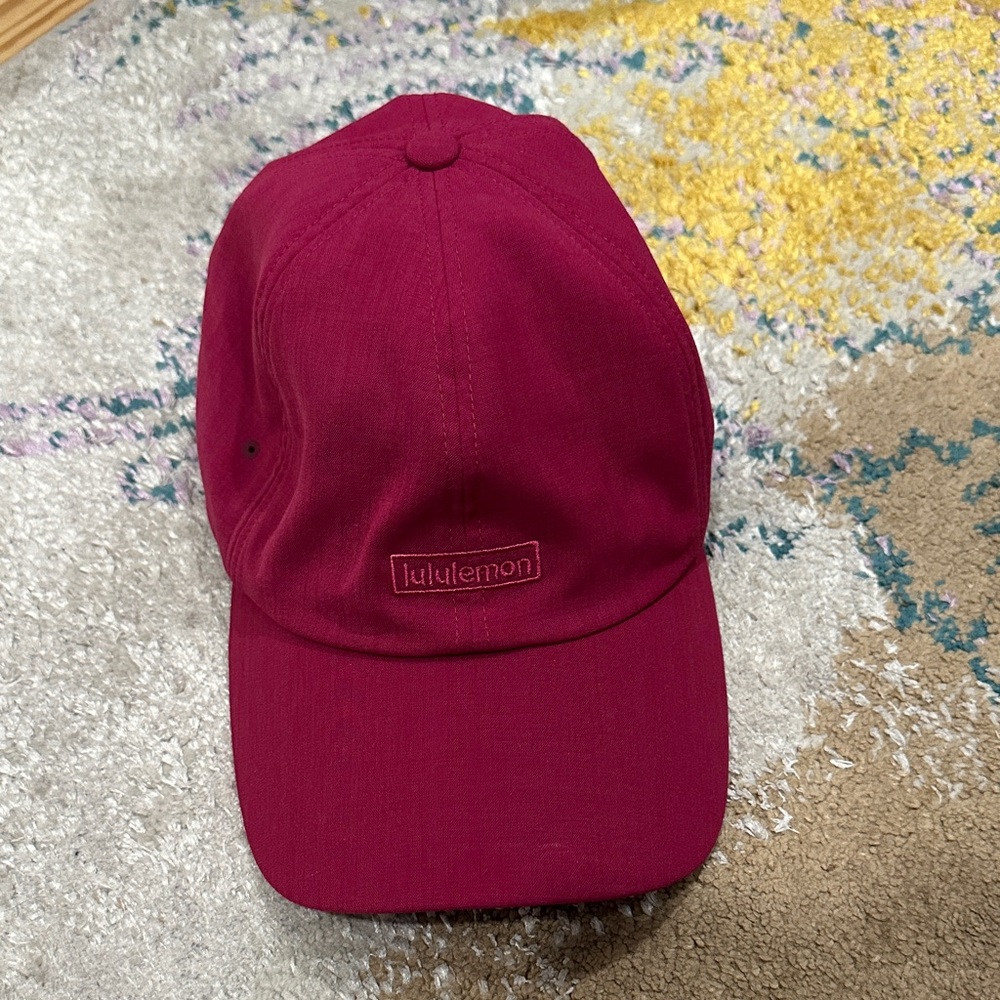 Lululemon baseball hat